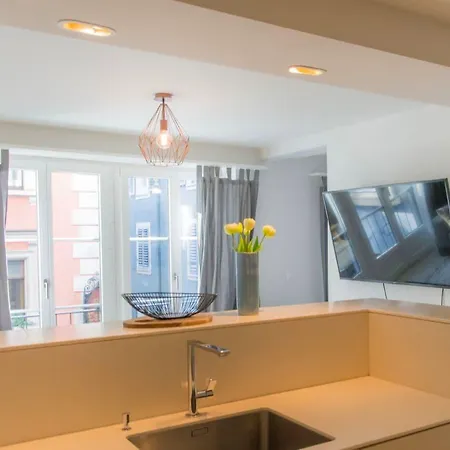 ニーダードルフ グロスミュンスター チューリッヒ