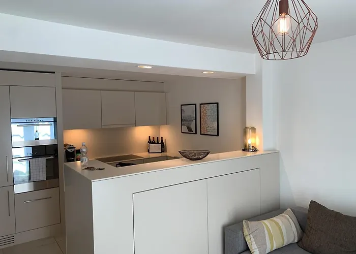 Niederdorf - Grossmuenster * Цюрих