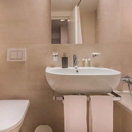 Niederdorf - Grossmuenster ציריך